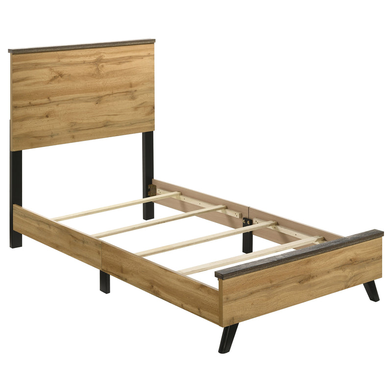 Kaywood 4 Pc Bedroom Set - Furniture Center (NY)