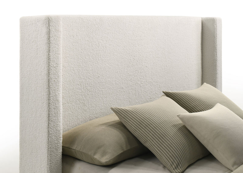 Alamosa Eastern King Bed - Furniture Center (NY)