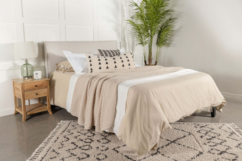 Izzy Queen Headboard - Furniture Center (NY)