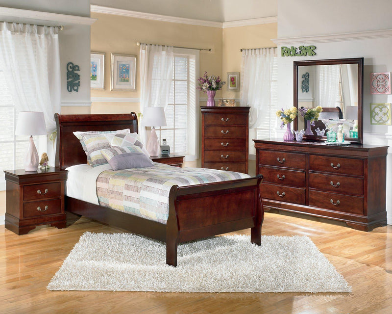 Alisdair Bedroom Set - Furniture Center (NY)