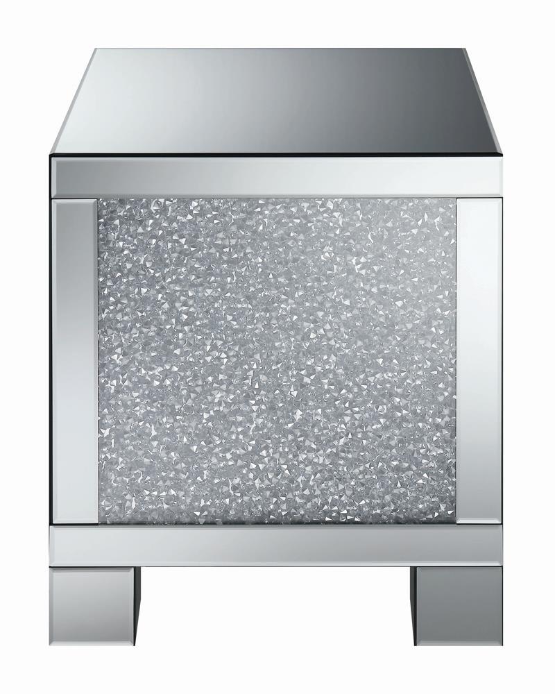 Gillian Square End Table Silver and Clear Mirror - Furniture Center (NY)
