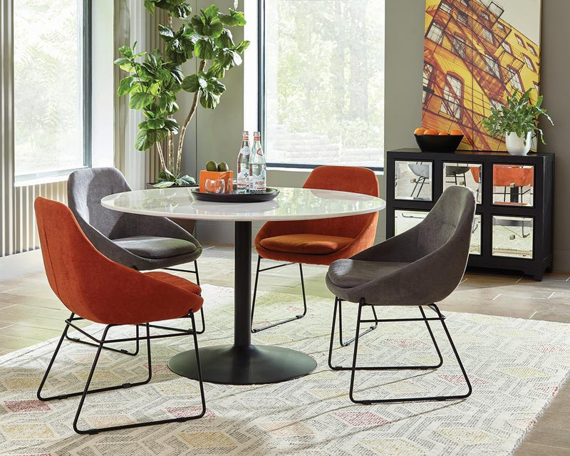 G192561 Dining Chair - Furniture Center (NY)