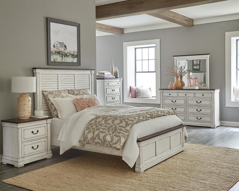 Hillcrest Eastern King Panel Bed White - Furniture Center (NY)