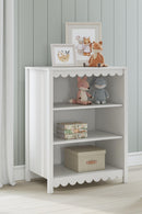 Hallityn Bookcase - Furniture Center (NY)