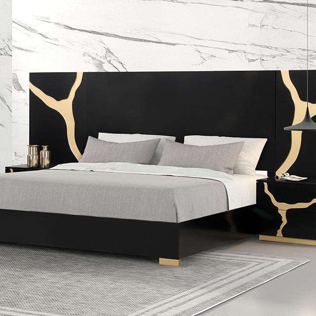 Goldsberg Queen Bed w/ Wall Panels - Furniture Center (NY)