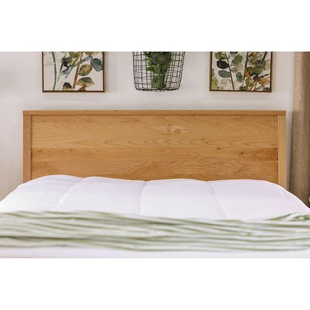 Willamette Cal.King Bed - Furniture Center (NY)
