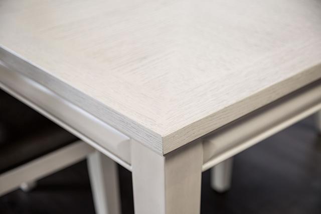 Hinwitz Dining Table - Furniture Center (NY)