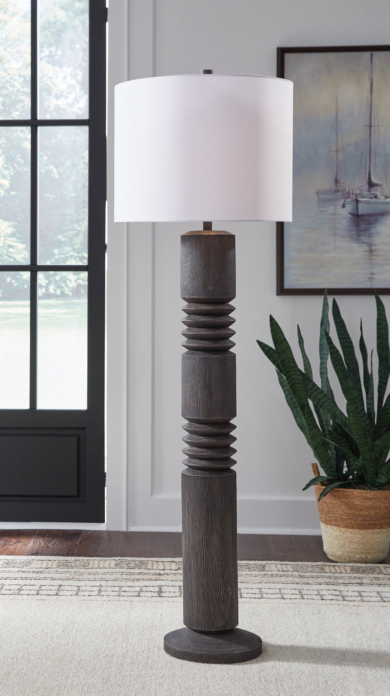Fainwell Floor Lamp - Furniture Center (NY)