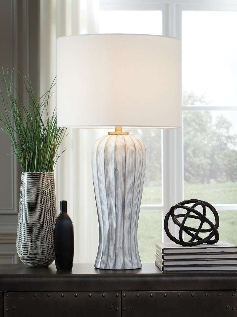 Lanwell Table Lamp - Furniture Center (NY)