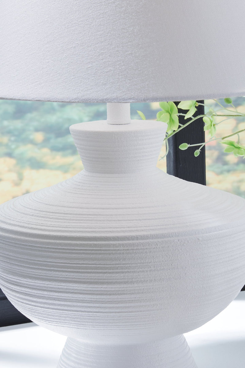 Harelwood Table Lamp - Furniture Center (NY)