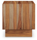 Dressonni End Table - Furniture Center (NY)