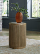 Camdill End Table - Furniture Center (NY)